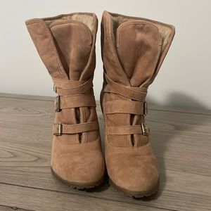 Tan suede fur lined heeled boots